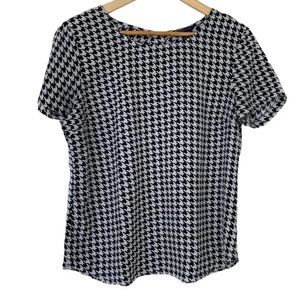 TOMMY HILFIGER HOUNDSTOOTH PATTERN SHORT SLEEVED TOP/BLOUSE W/ GOLD BUTTONS